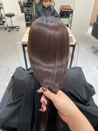 ロング REINA ISHIDOのヘアスタイル