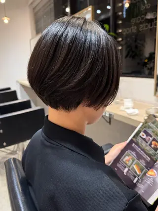 ショート 伊藤 まみのヘアスタイル