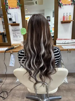 ロング KR2S北野田所属・艶カラー🫧/シール エクステRYOKAのヘアスタイル