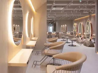 ❤️ブリーチなし💚 ダブルカラー平野実花のヘアスタイル