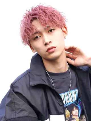 ショート パーマ メンズパーマ極めし者 稲村侑斗のヘアスタイル