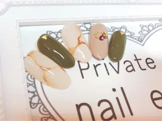 ネイル サロン ド イロハ所属・サロンドイロハ e.satoのネイルデザイン