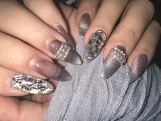 ネイル 🤎mini 🤍可愛らしいネイルのネイルデザイン