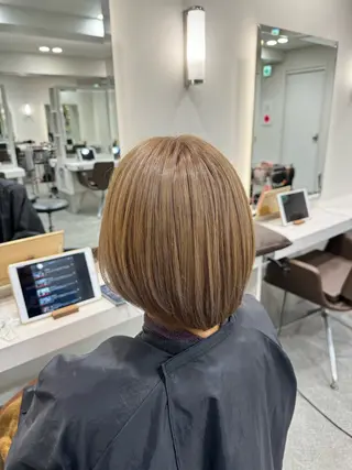 カラー 韓国レイヤーカット/ 美髪矯正/YUIのヘアスタイル