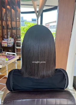 ミディアム 大野 桃果のヘアスタイル