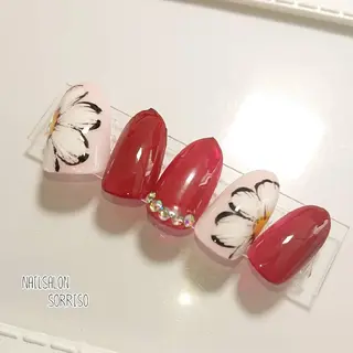 ネイル KOYAMA KIMIEのネイルデザイン