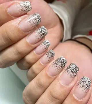 ネイル MA❁HANA所属・眠れるネイルサロン MA❁HANAのネイルデザイン