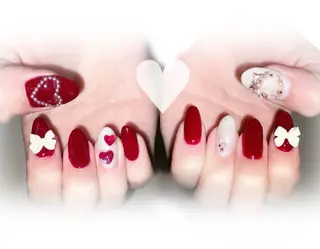 ネイル プラスネイル銀座中央通り店所属・はちや ゆいなのネイルデザイン