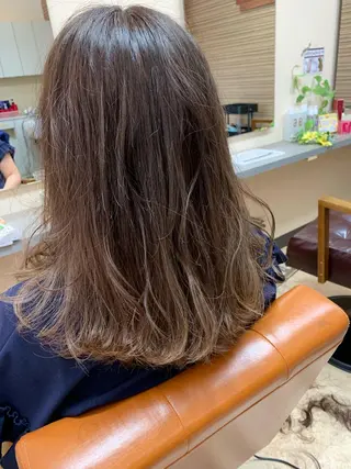 セミロング カラー Hair Salon BOLEN所属・鈴木 健太のヘアスタイル