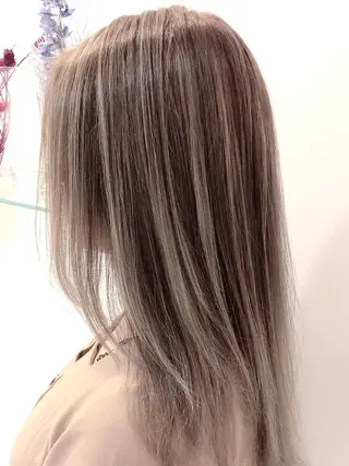 ロング ブリーチ/髪質改善 NYNY大久保のヘアスタイル