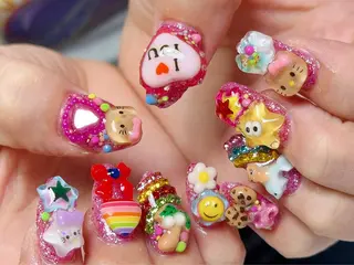 ネイル Nail Atelier IamI所属・アイアムアイ 大村磨衣のネイルデザイン