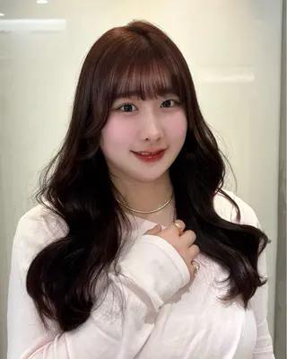 ロング コテ巻き風パーマ 銀座RINOSEのヘアスタイル