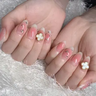 ネイル Nail&eye Belire 新宿のネイルデザイン