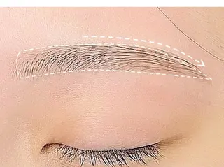 アイブロウ モテ眉No.1🎀 Aiの眉毛・アイブロウイメージ
