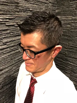 ショート メンズ 【24時まで営業✨】 吉本　成樹のヘアスタイル