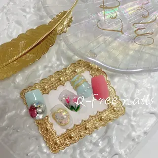 ロング カラー ネイル Q Free nailsのネイルデザイン