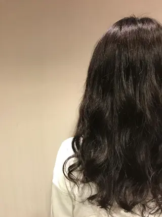 ミディアム カラー ひろせ かなのヘアスタイル