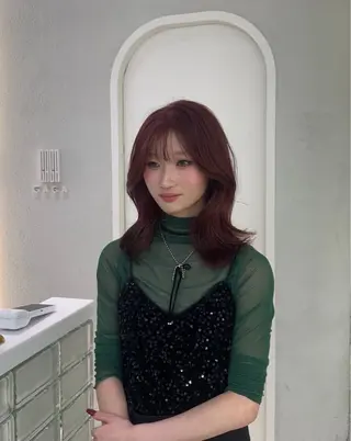 カラー ANN GAGAのヘアスタイル