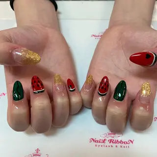 ネイル ネイルリボン 受付スタッフのネイルデザイン