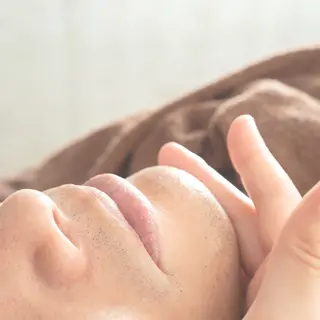 メンズ 肌管理サロン ル・カシエのエステ・リラクイメージ