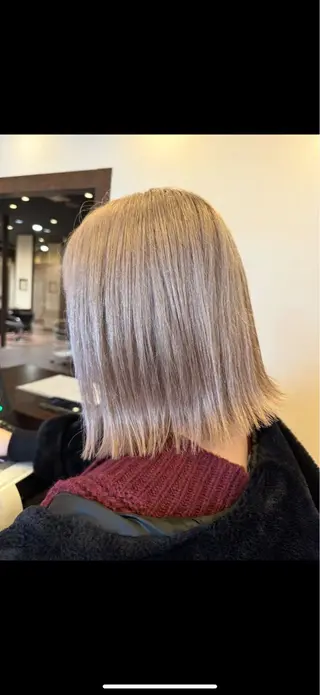 ミディアム カラー エイト半田所属・大松 菜々実のヘアスタイル