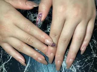 ミディアム ネイル ✴︎ Delightのネイルデザイン