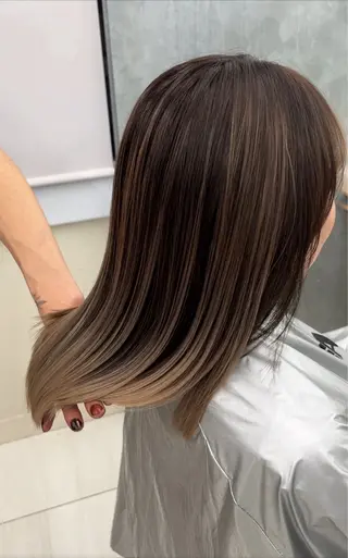 ミディアム カラー 池袋シャドールーツ /バレイヤージュ戸田のヘアスタイル