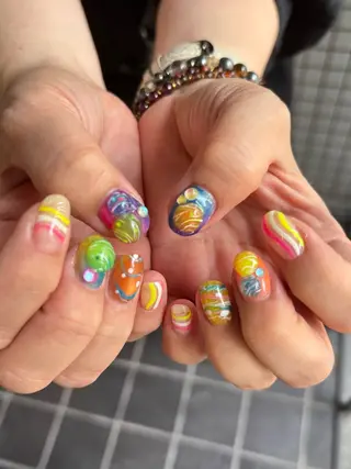 ネイル 🪐富島彩夏 /海外nail🪐のネイルデザイン