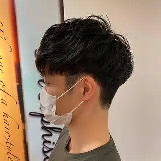 ショート パーマ メンズ 橋本 琉磨のヘアスタイル