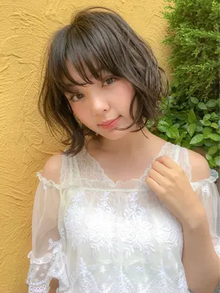 ショート カラー くすみミルクティー／ ブラウン🪡TOWAのヘアスタイル