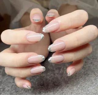 ネイル R inのネイルデザイン