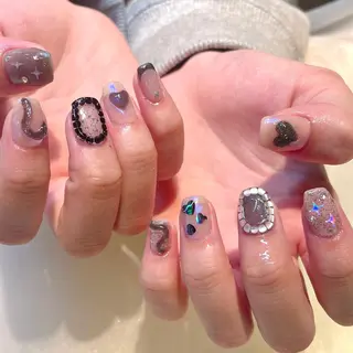 ネイル 新井 ひなののネイルデザイン