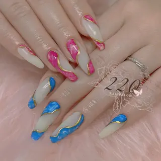 ロング nailsalon 220momokaのネイルデザイン