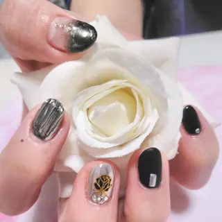 ネイル エステとネイル ローズコンフォートのネイルデザイン