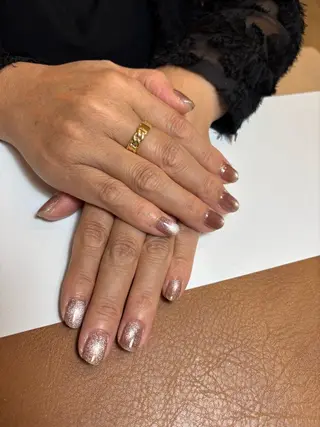 ネイル 福山 千尋のネイルデザイン