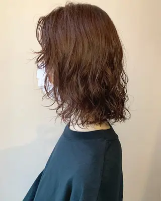 ミディアム カラー hub hair レイヤー/透明感のヘアスタイル