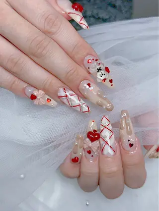 ネイル Mio_ Noiranailのネイルデザイン