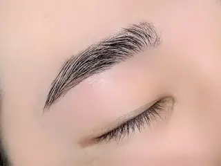 メンズ アイブロウ BIMAYU所属・BIMAYU 大庭の眉毛・アイブロウイメージ