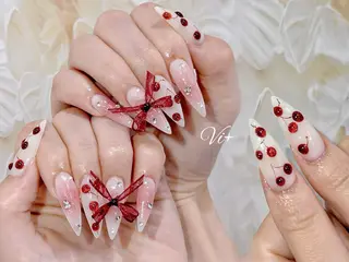ネイル ✨Nailsalon Vi+✨のネイルデザイン