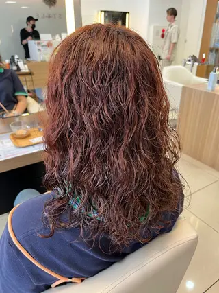 ミディアム カラー レイヤーカット/カラ ー/U24/河野凜のヘアスタイル