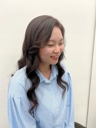 カラー ハイトーン /愛子のヘアスタイル