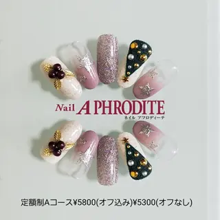ネイル Nail  Aphroditeのネイルデザイン