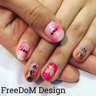 ネイル ＦreeDoＭ   Design所属・W KUMIのネイルデザイン
