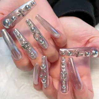 ネイル ゴテゴテ💙ワンホン リオナのネイルデザイン