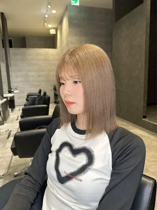 ミディアム カラー _WHITE鳳店所属・_WHITE /藤田唯生のヘアスタイル