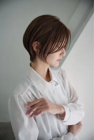 ショート 透明感カラー/伊藤 陸/soigneのヘアスタイル