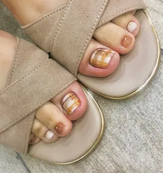 ネイル nuk.所属・坂本 萌のネイルデザイン