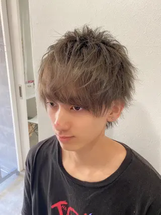 ショート カラー メンズ Bleachi 大宮West所属・鈴木拓也 メンズカットのヘアスタイル