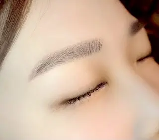 アイブロウ brow bar tokyo所属・brow bar tokyo【乃木坂】のマツエク・マツパデザイン