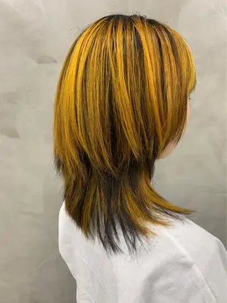 ミディアム カラー ブームボックス所属・🐝ハイトーンカラー hachi🐝のヘアスタイル